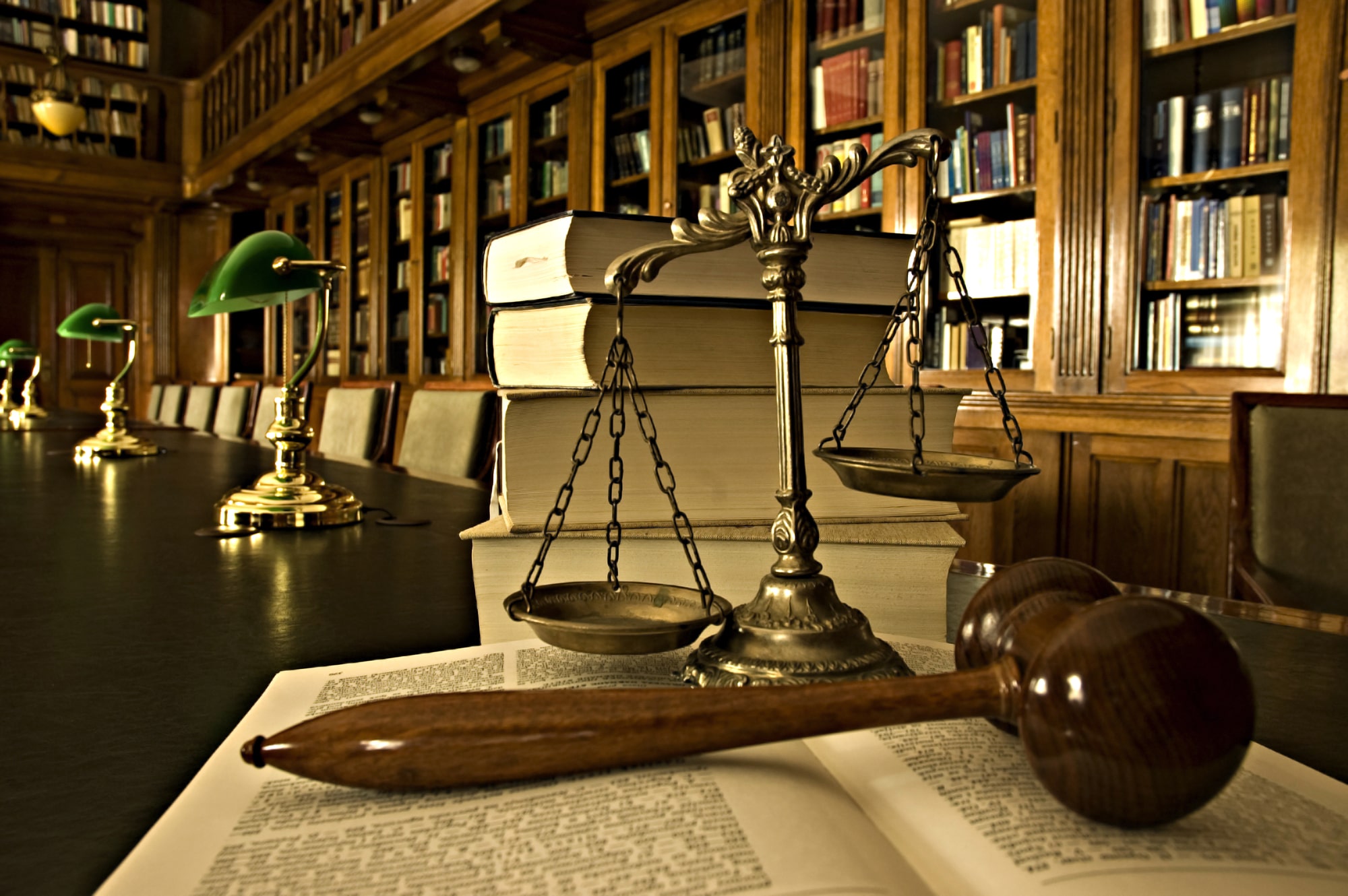 divorce lawyer